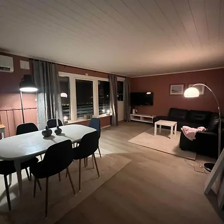 Drengstua * Kvaloya
